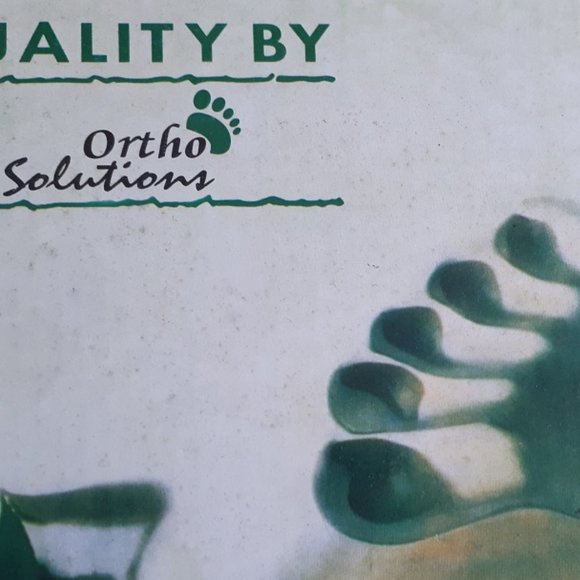 New Women's #1575 black shoe with strap - Picture 8 of 9